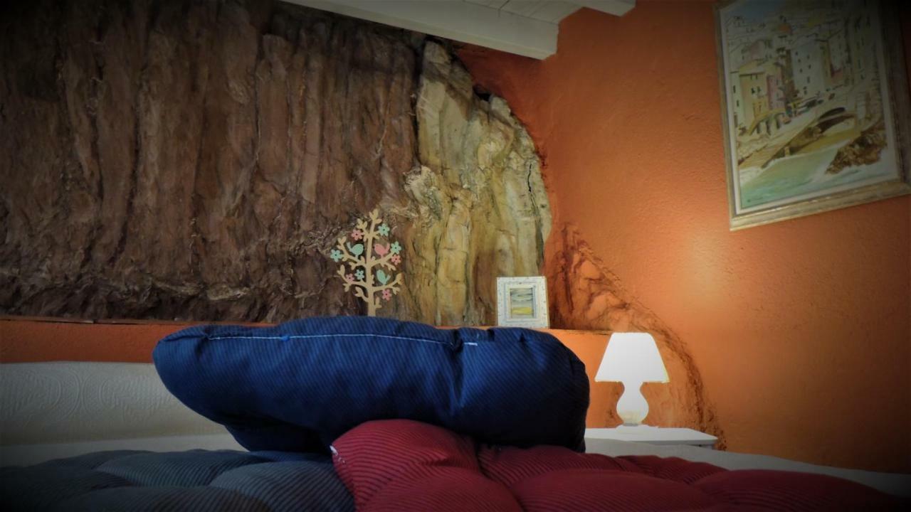 Borgo Di Codeglia - Country Rooms Ricco del Golfo di Spezia Luaran gambar
